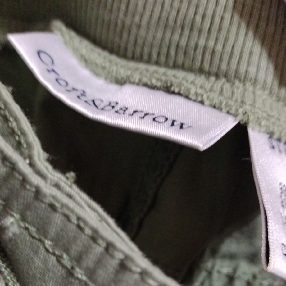 NWT Croft & Barrow Olive Capris - Picture 3 of 7